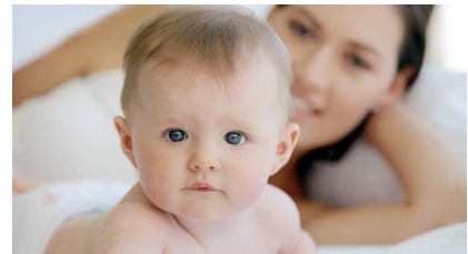 　這篇文章里的母親提到三點：關(guān)于玩、關(guān)于讀書、關(guān)于養(yǎng)成好習慣。這里四點對于家庭教育而言都是值得參考的。現(xiàn)在倒過來動能教育專員就跟大家分享這位媽媽的家庭教育的成功之處。