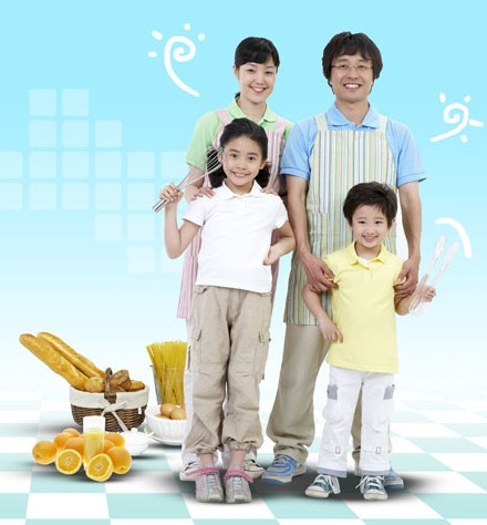 庭教育要引入新的觀念和方法，家長要更新知識，終身學習。如果父母學習一些營養(yǎng)知識，就知道：正常情況下人體內(nèi)應(yīng)偏堿性，所以，飲食要注意科學搭配;如果只吃羊肉串，不吃主食和蔬菜，肉類使體內(nèi)偏酸——造成孩子易困倦、疲勞、注意力不集中，影響學習精力，易引起肥胖等。所以羊肉串不應(yīng)當飯吃。