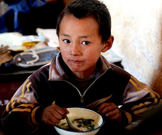 最近在網(wǎng)上看到這樣的一篇新聞，說孩子曾說過這樣的話語，傷了父母的心。還有相關(guān)的調(diào)查顯示，有90%以上的年輕人至少說過這9句話中的一句或是幾句。