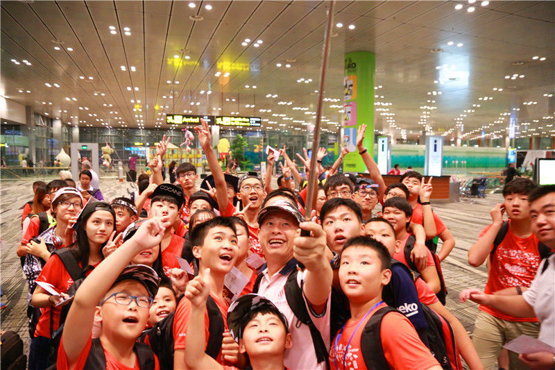 少年演講家新加坡游學(xué)贏