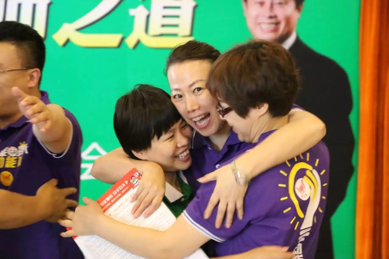 真實(shí)做人，演講傳愛——?dú)W爸·動(dòng)能講師之道北京進(jìn)行中！