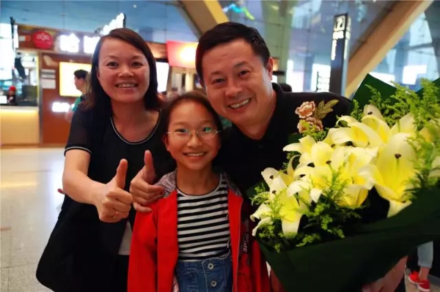 父母成長(zhǎng)助力子女卓越——云南建水《歐爸·教育與演講之道》隆重開(kāi)課！