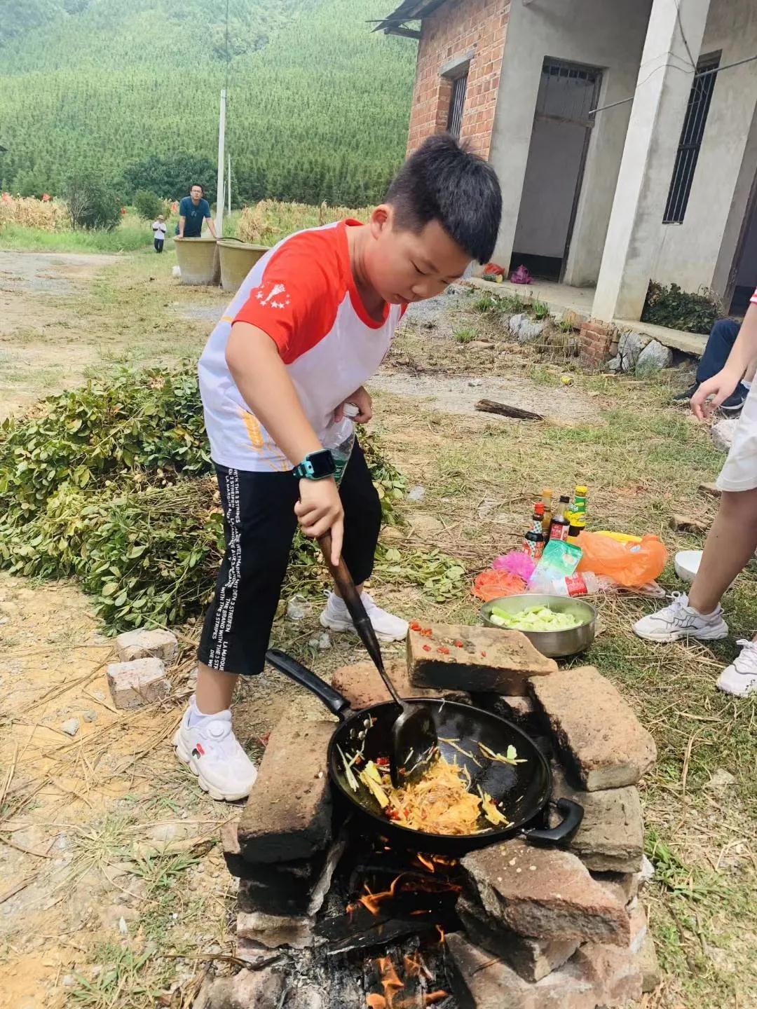 歐爸動(dòng)能·少年演講家苦信贏