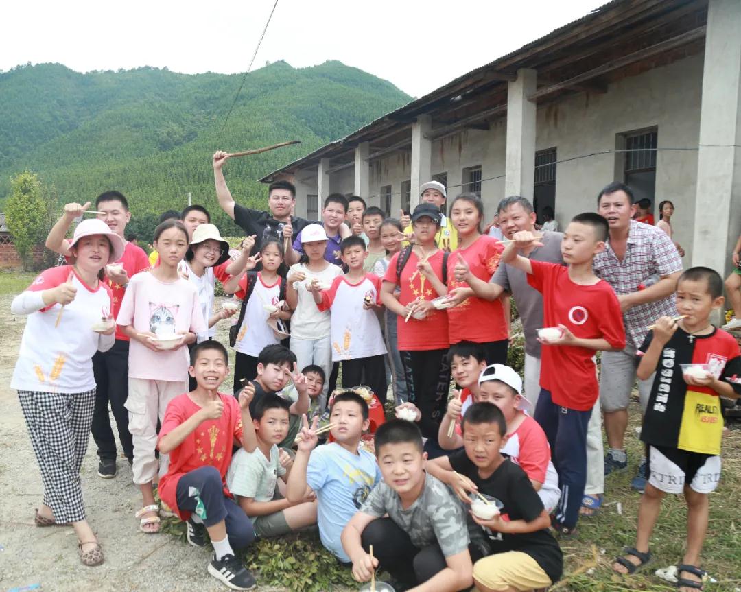 歐爸動(dòng)能·少年演講家苦信贏